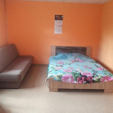 Ukstina Ielas Apartamenti Liepāja Exterior foto